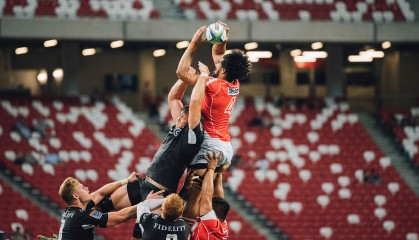 开云体育移动版-热血沸腾的台球比赛：现场气氛达到了高潮，台球比赛经典视频